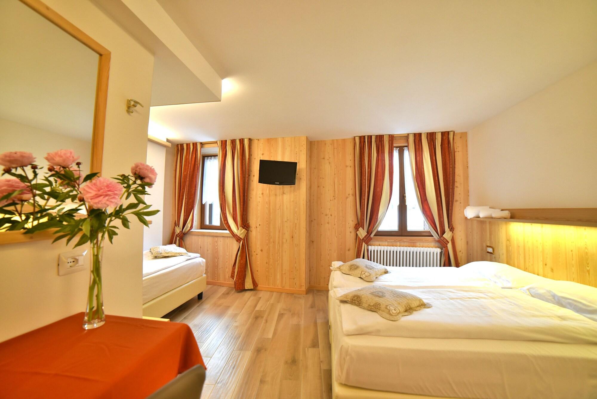 Albergo Stelvio Bormio Buitenkant foto
