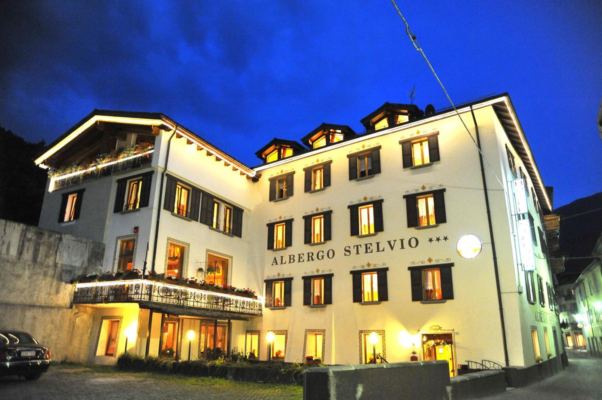 Albergo Stelvio Bormio Buitenkant foto