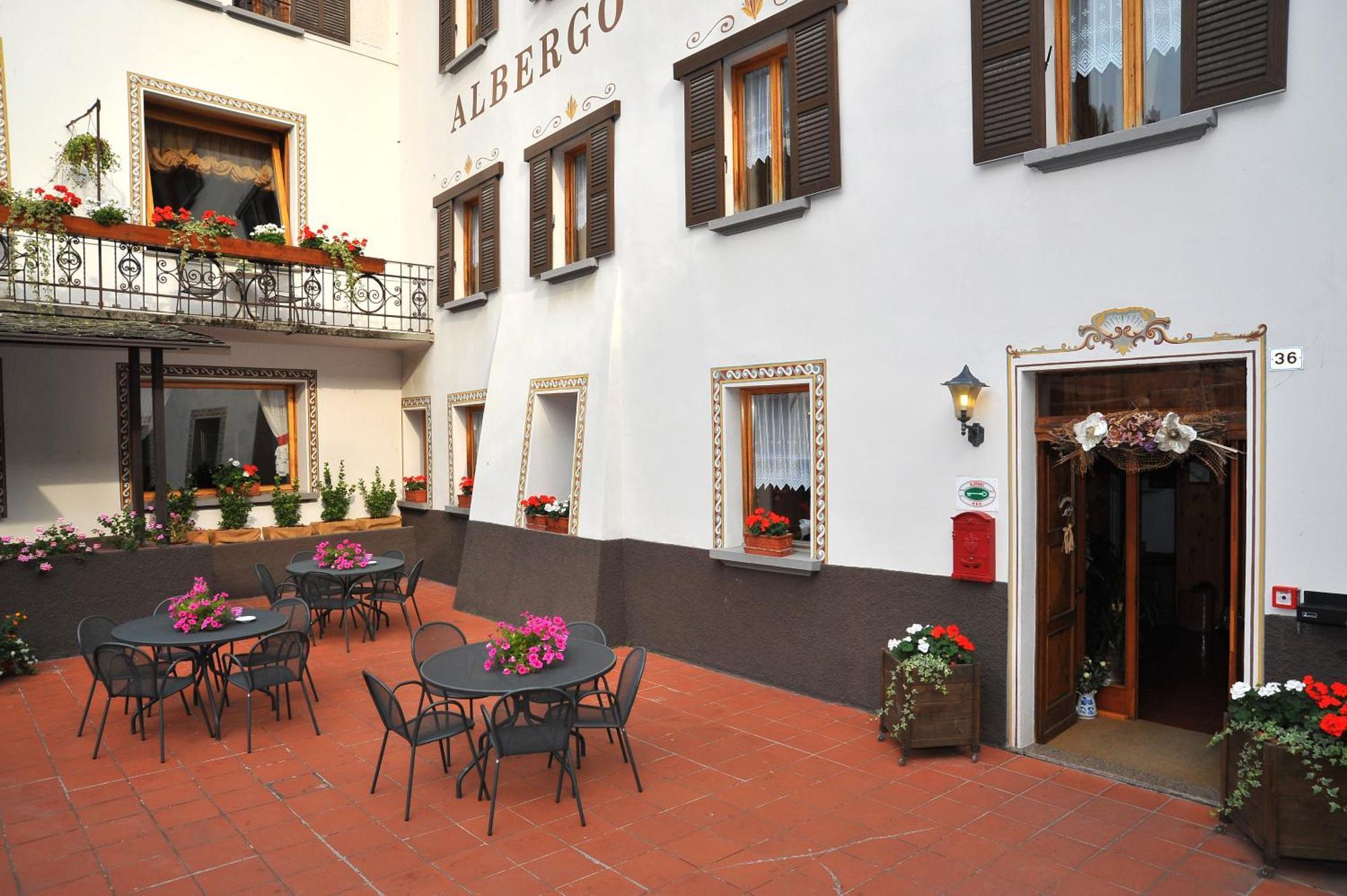 Albergo Stelvio Bormio Buitenkant foto