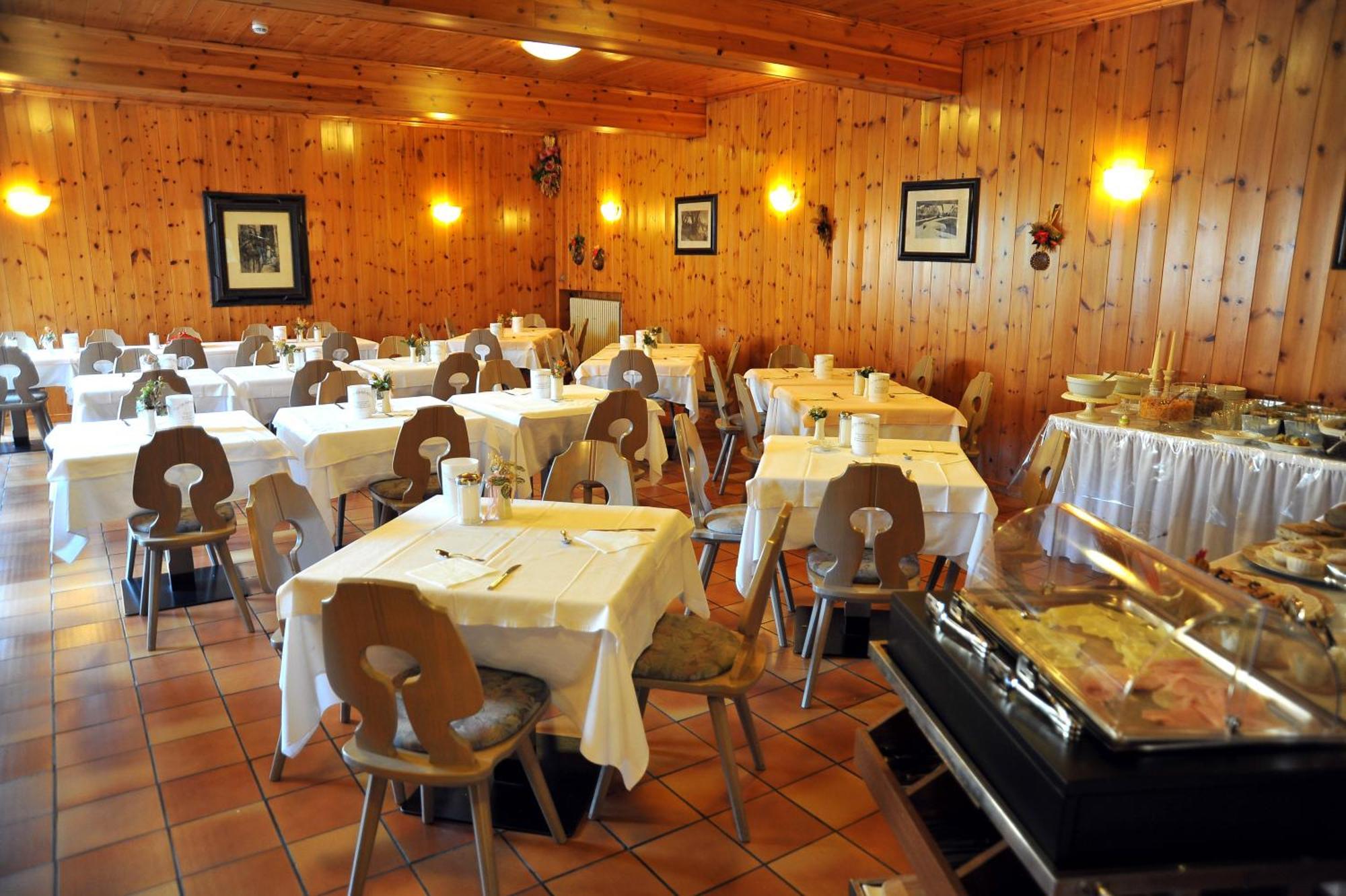 Albergo Stelvio Bormio Buitenkant foto