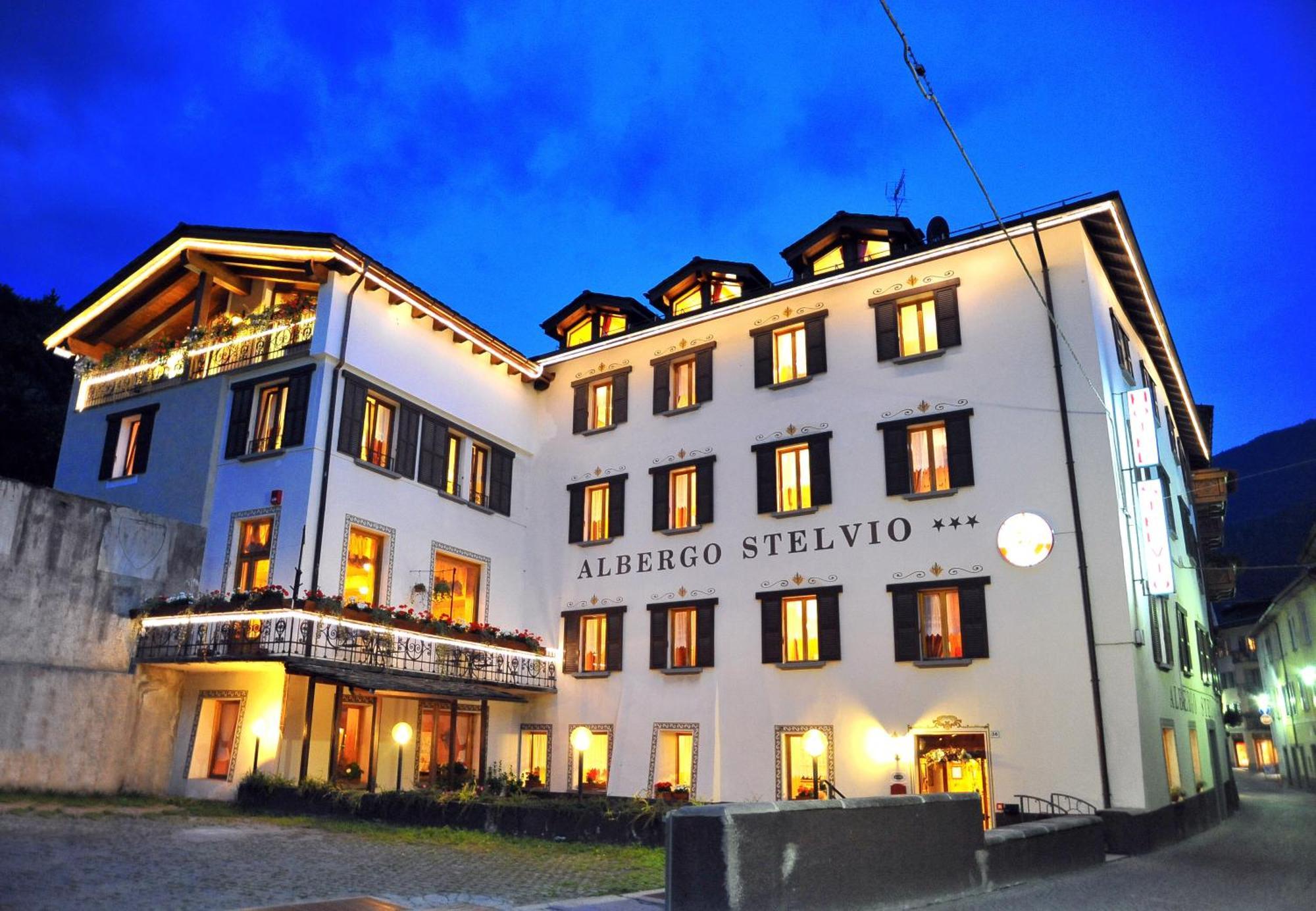 Albergo Stelvio Bormio Buitenkant foto