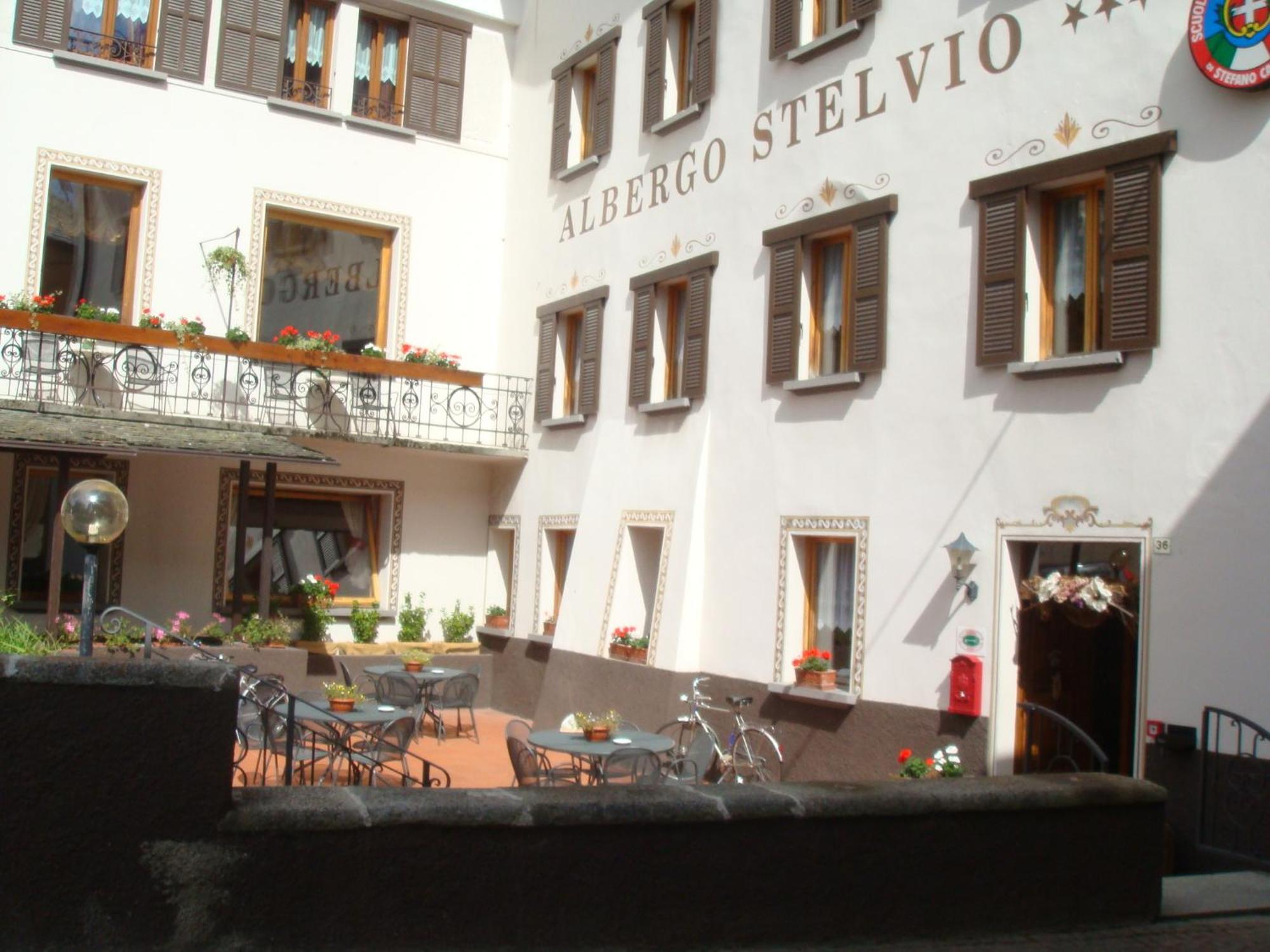 Albergo Stelvio Bormio Buitenkant foto