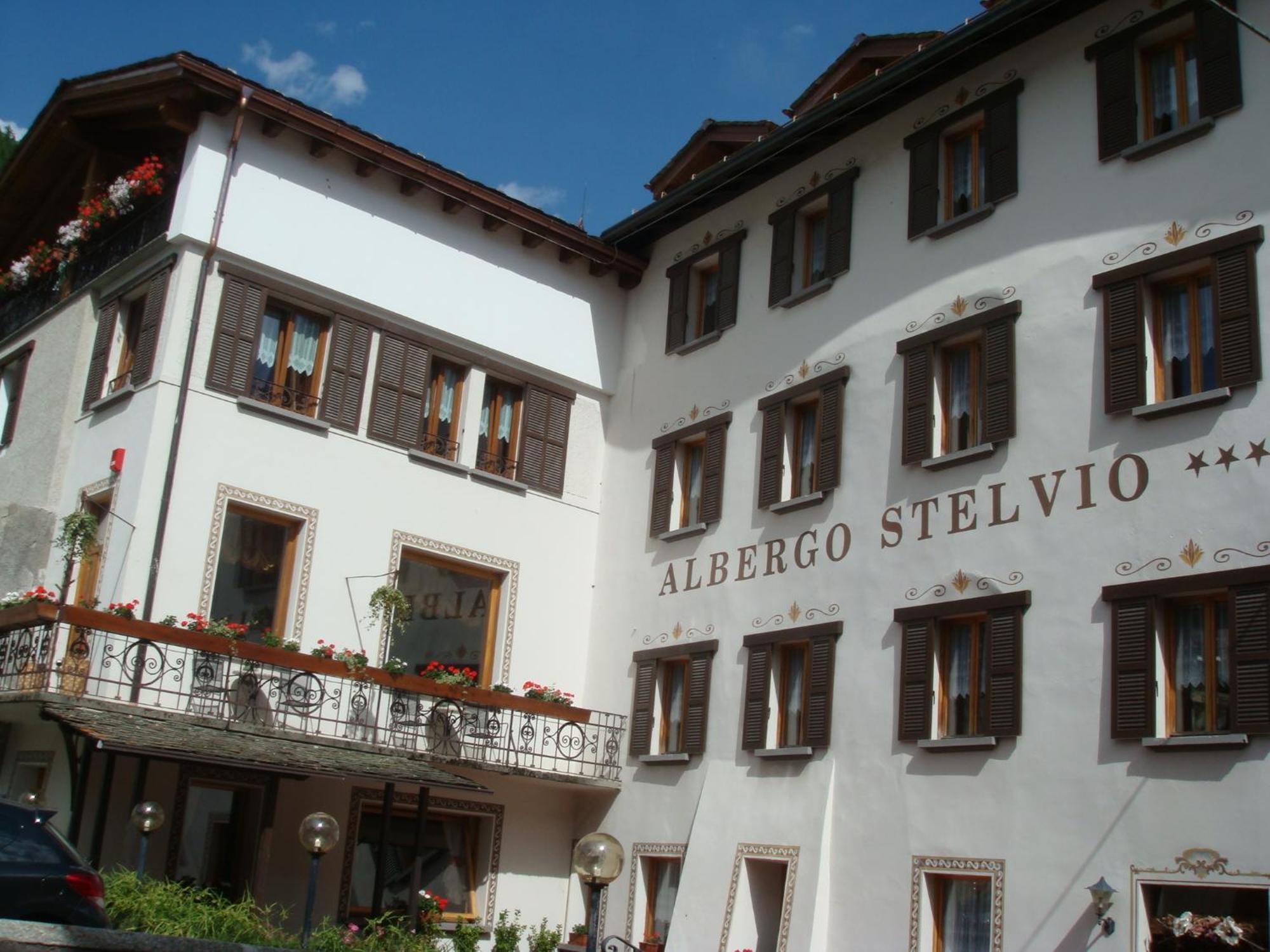 Albergo Stelvio Bormio Buitenkant foto