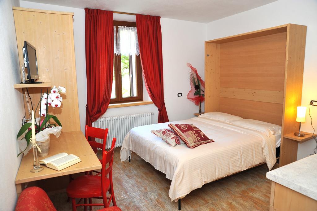 Albergo Stelvio Bormio Buitenkant foto