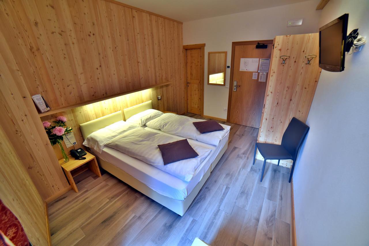 Albergo Stelvio Bormio Buitenkant foto
